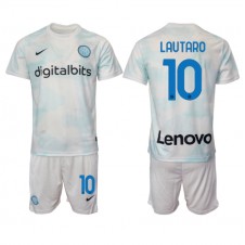 Inter Milan Lautaro Martinez #10 Bortedraktsett Barn 2022-23 Kortermet (+ korte bukser)